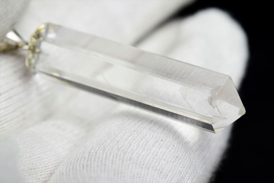 ファントム水晶（ファントムクォーツ） ペンダント｜アップストーンオンビル