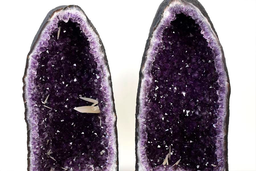 アメジストドーム　ペアドーム　カペーラ　晶洞　紫水晶　アメシスト　amethyst geode　インテリア　置物　天然石　パワーストーン