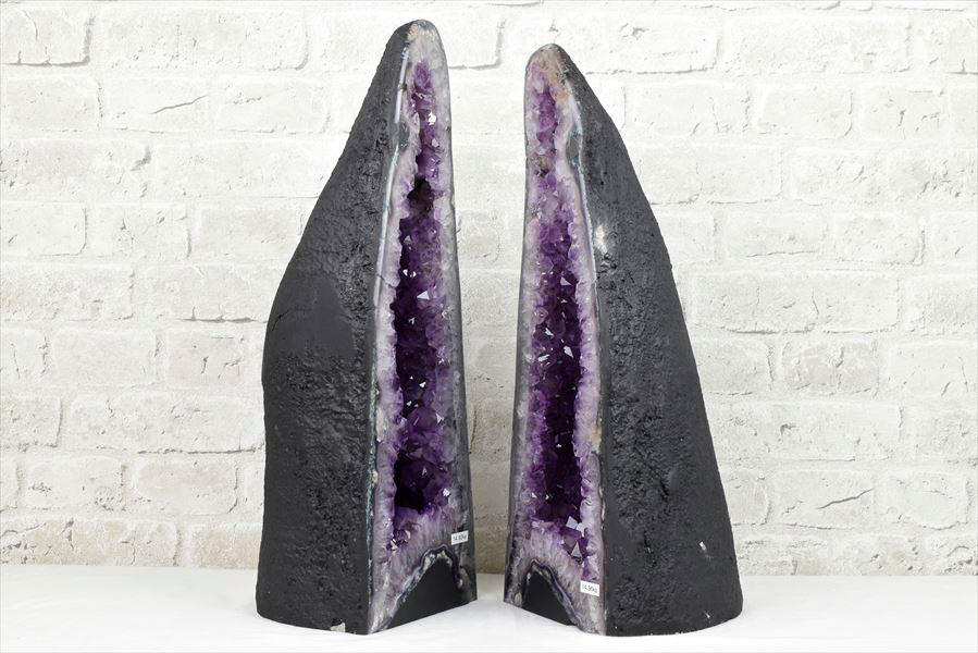 アメジストドーム　ペアドーム　カペーラ　晶洞　紫水晶　アメシスト　amethyst geode　インテリア　置物　天然石　パワーストーン