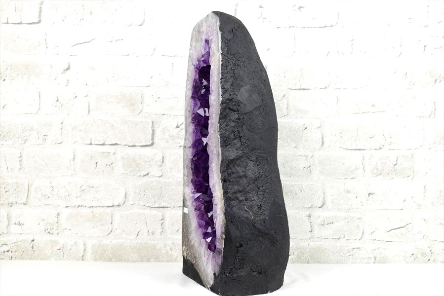 アメジストドーム　カペーラ　晶洞　紫水晶　アメシスト　amethyst geode　インテリア　置物　天然石　パワーストーン