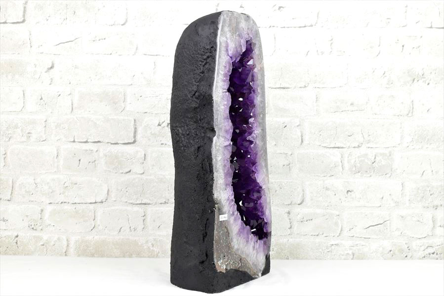 アメジストドーム　カペーラ　晶洞　紫水晶　アメシスト　amethyst geode　インテリア　置物　天然石　パワーストーン