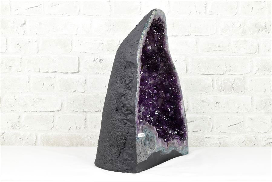 アメジストドーム　カペーラ　晶洞　紫水晶　アメシスト　amethyst geode　インテリア　置物　天然石　パワーストーン