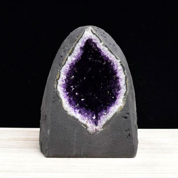 ウルグアイ産　アメジストドーム　ミニドーム　カペーラ　晶洞　紫水晶　アメシスト　amethyst geode　インテリア　置物　天然石　パワーストーン