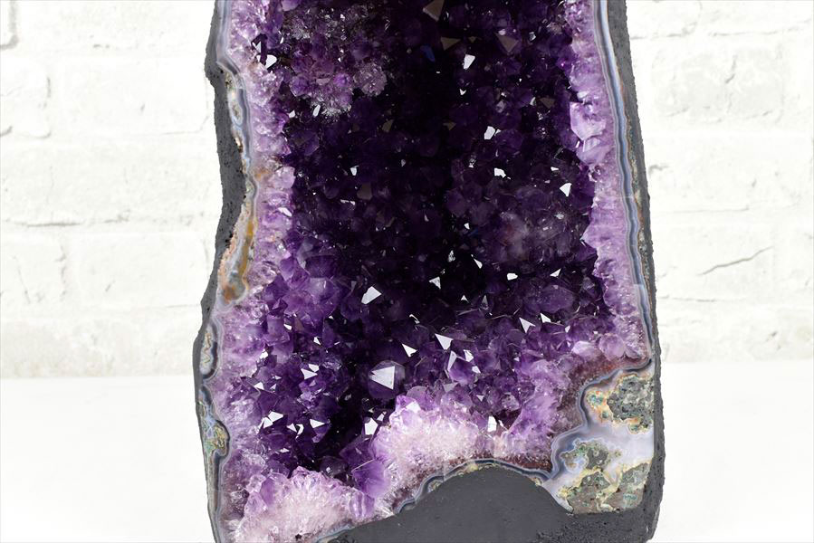 アメジストドーム　カペーラ　晶洞　紫水晶　アメシスト　amethyst geode　インテリア　置物　天然石　パワーストーン