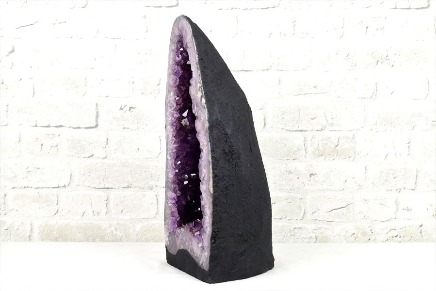 アメジストドーム　カペーラ　晶洞　紫水晶　アメシスト　amethyst geode　インテリア　置物　天然石　パワーストーン