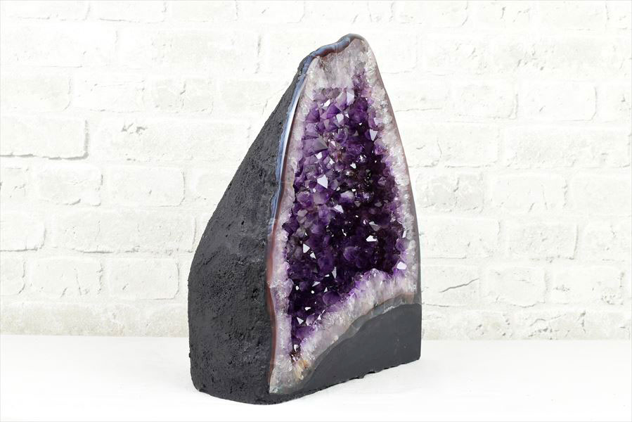 アメジストドーム　カペーラ　晶洞　紫水晶　アメシスト　amethyst geode　インテリア　置物　天然石　パワーストーン