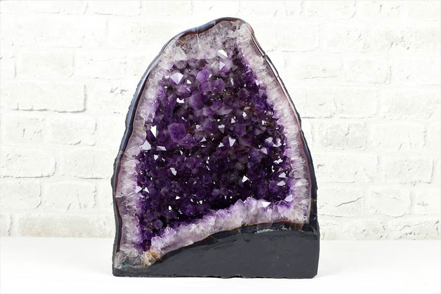 アメジストドーム　カペーラ　晶洞　紫水晶　アメシスト　amethyst geode　インテリア　置物　天然石　パワーストーン