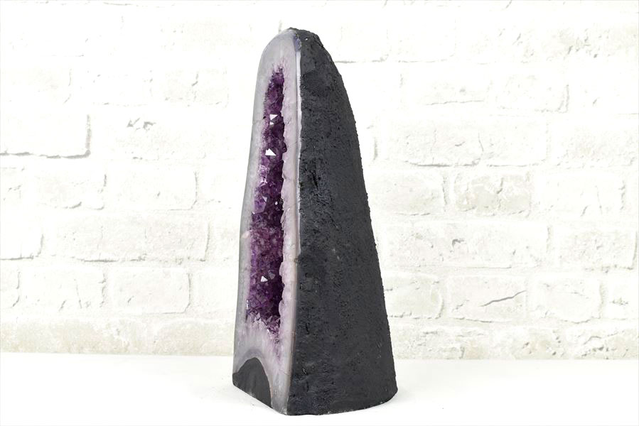 アメジストドーム　カペーラ　晶洞　紫水晶　アメシスト　amethyst geode　インテリア　置物　天然石　パワーストーン