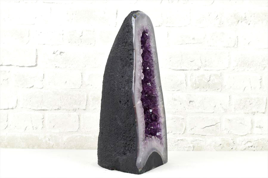 アメジストドーム　カペーラ　晶洞　紫水晶　アメシスト　amethyst geode　インテリア　置物　天然石　パワーストーン