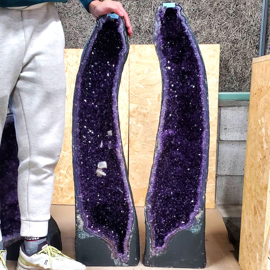 アメジストドーム　カペーラ　晶洞　紫水晶　アメシスト　amethyst geode　インテリア　置物　天然石　パワーストーン