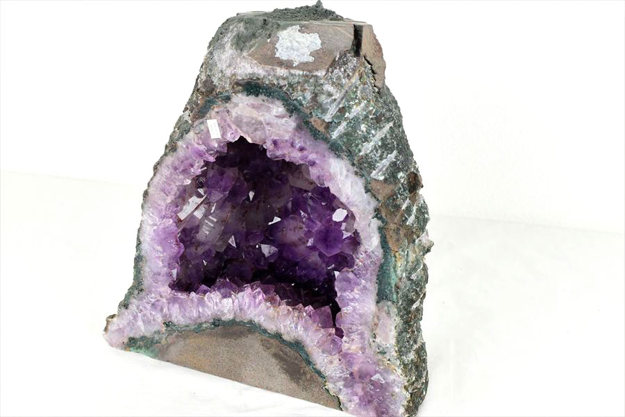 アメジストドーム 背面セメント加工無し｜原産地より直輸入｜紫水晶