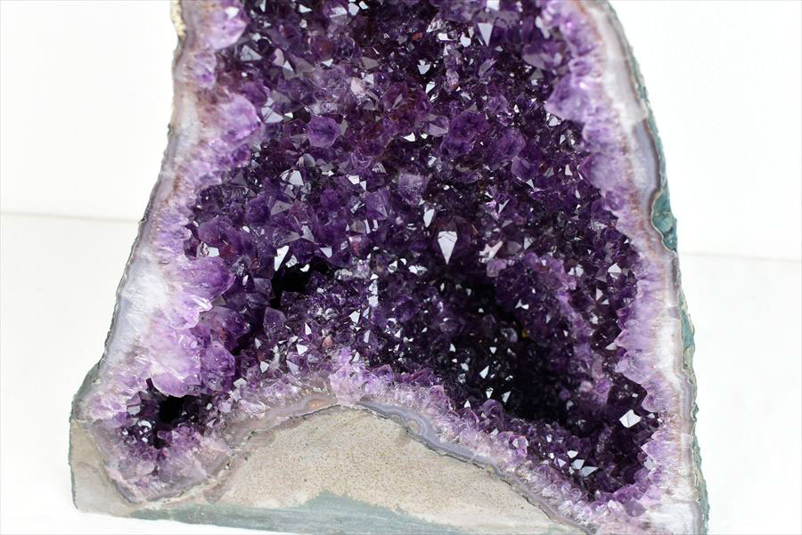 アメジストドーム　カペーラ　晶洞　紫水晶　アメシスト　amethyst geode　インテリア　置物　天然石　パワーストーン