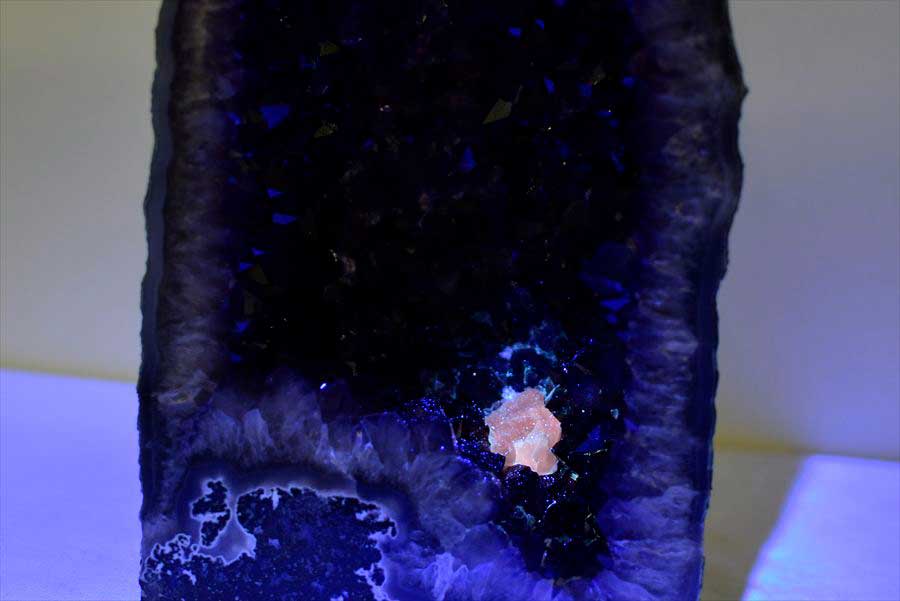 アメジストドーム　カペーラ　晶洞　紫水晶　アメシスト　amethyst geode　インテリア　置物　天然石　パワーストーン