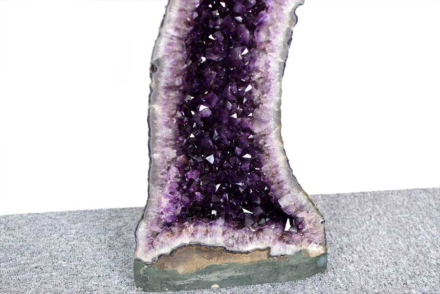 アメジストドーム　カペーラ　晶洞　紫水晶　アメシスト　amethyst geode　インテリア　置物　天然石　パワーストーン