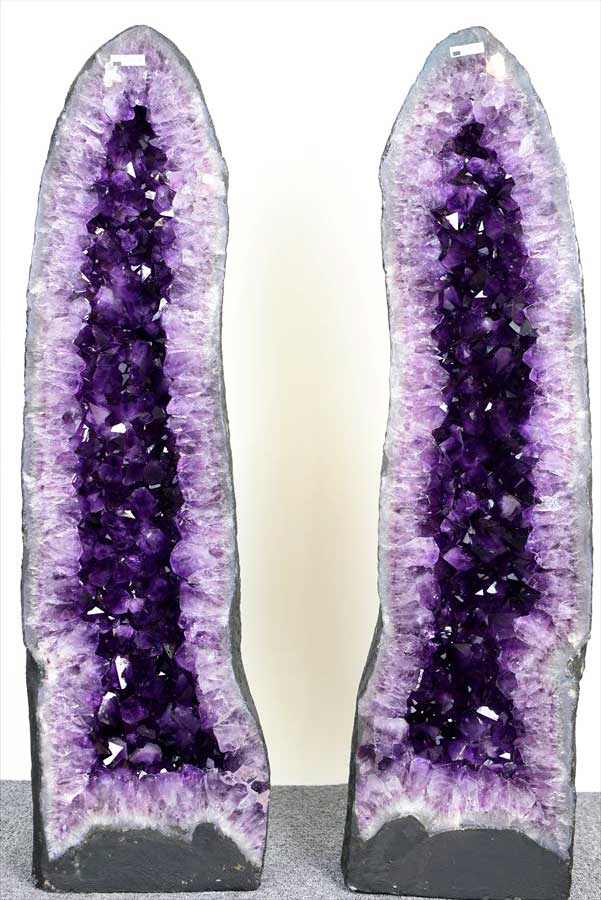 アメジストドーム　ペアドーム　カペーラ　晶洞　紫水晶　アメシスト　amethyst geode　インテリア　置物　天然石　パワーストーン