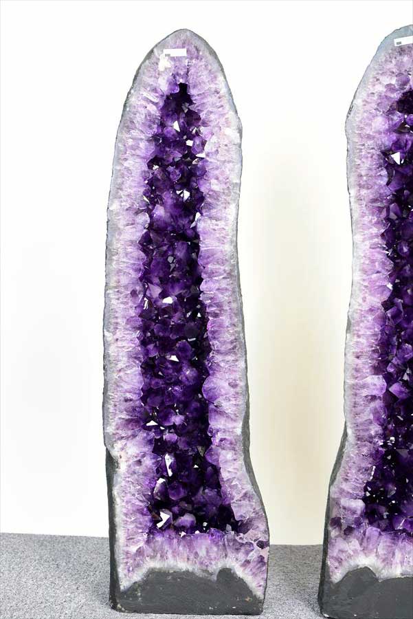 アメジストドーム　ペアドーム　カペーラ　晶洞　紫水晶　アメシスト　amethyst geode　インテリア　置物　天然石　パワーストーン