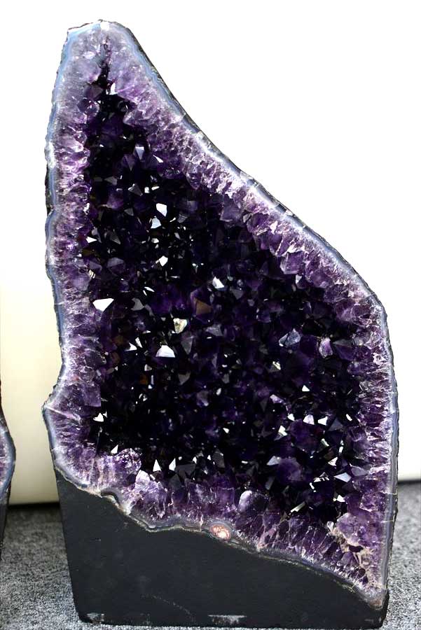 アメジストドーム　ペアドーム　カペーラ　晶洞　紫水晶　アメシスト　amethyst geode　インテリア　置物　天然石　パワーストーン