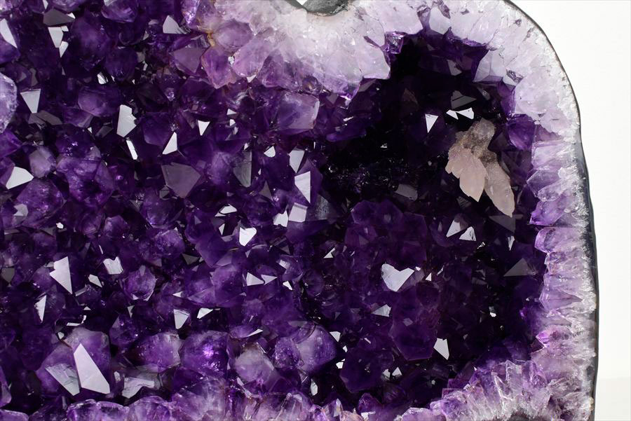 アメジストドーム　カペーラ　晶洞　紫水晶　アメシスト　amethyst geode　インテリア　置物　天然石　パワーストーン