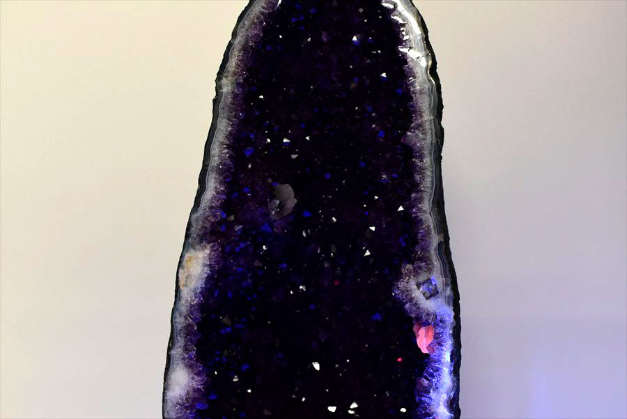 アメジストドーム　カペーラ　晶洞　紫水晶　アメシスト　amethyst geode　インテリア　置物　天然石　パワーストーン