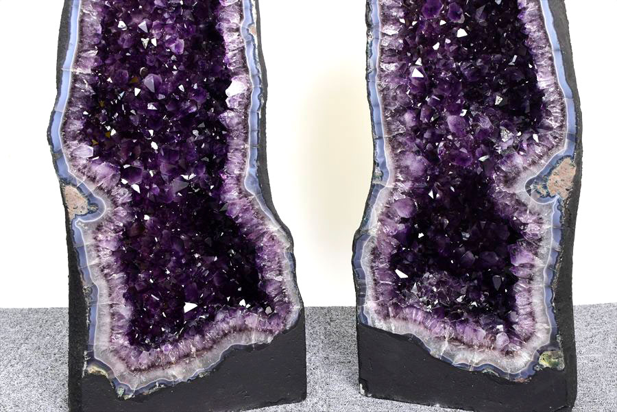 アメジストドーム　ペアドーム　カペーラ　晶洞　紫水晶　アメシスト　amethyst geode　インテリア　置物　天然石　パワーストーン