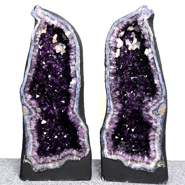 アメジストドーム　ペアドーム　カペーラ　晶洞　紫水晶　アメシスト　amethyst geode　インテリア　置物　天然石　パワーストーン