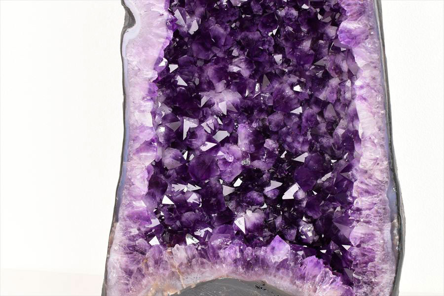 アメジストドーム　カペーラ　晶洞　紫水晶　アメシスト　amethyst geode　インテリア　置物　天然石　パワーストーン