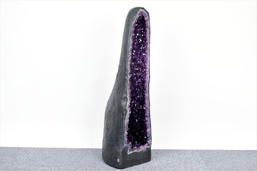 アメジストドーム　カペーラ　晶洞　紫水晶　アメシスト　amethyst geode　インテリア　置物　天然石　パワーストーン