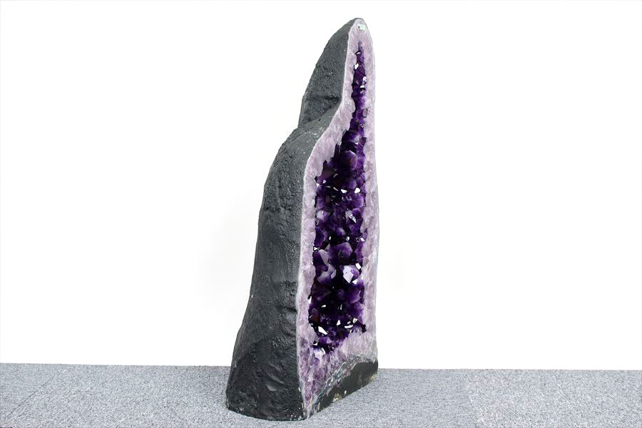 アメジストドーム　カペーラ　晶洞　紫水晶　アメシスト　amethyst geode　インテリア　置物　天然石　パワーストーン