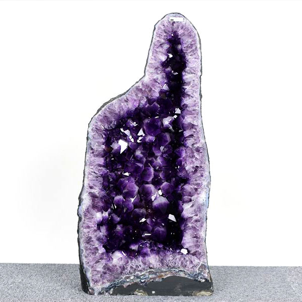 アメジストドーム　カペーラ　晶洞　紫水晶　アメシスト　amethyst geode　インテリア　置物　天然石　パワーストーン