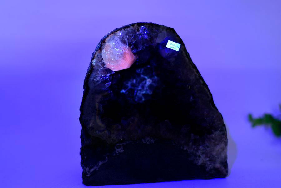アメジストドーム　カペーラ　晶洞　紫水晶　アメシスト　amethyst geode　インテリア　置物　天然石　パワーストーン