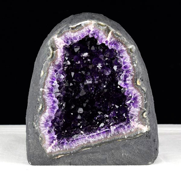 ウルグアイ産・ミニサイズ アメジストドーム（ミニドーム）原産地より