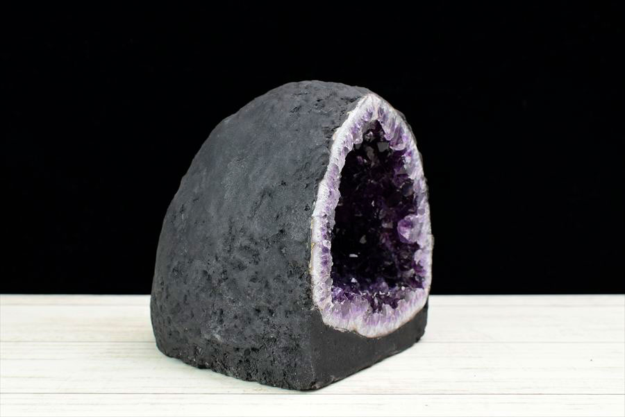 アメジストドーム　カペーラ　晶洞　紫水晶　アメシスト　amethyst geode　インテリア　置物　天然石　パワーストーン