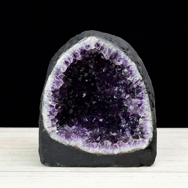 ミニアメジストドーム　濃紫　ウルグアイ産　高品質原石　美品　紫水晶　置物 ウルグアイ産 アメジストドーム（ミニドーム）紫水晶｜置物｜原産地