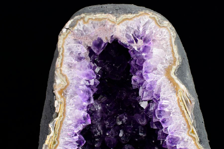 ウルグアイ産　アメジストドーム　カペーラ　晶洞　紫水晶　アメシスト　amethyst geode　インテリア　置物　天然石　パワーストーン