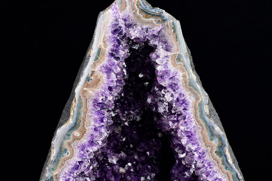 ウルグアイ産　アメジストドーム　カペーラ　晶洞　紫水晶　アメシスト　amethyst geode　インテリア　置物　天然石　パワーストーン