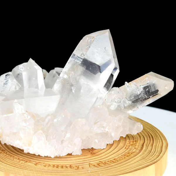 アーカンソー州産 水晶クラスター 原石｜原産地直輸入｜最も美しい水晶