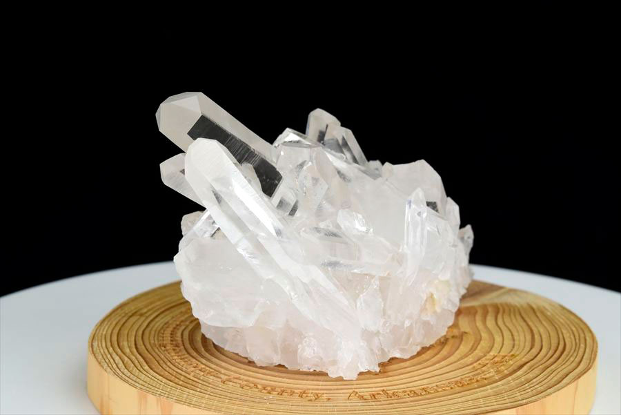 アーカンソー州産 水晶クラスター 原石｜原産地直輸入｜最も美しい水晶