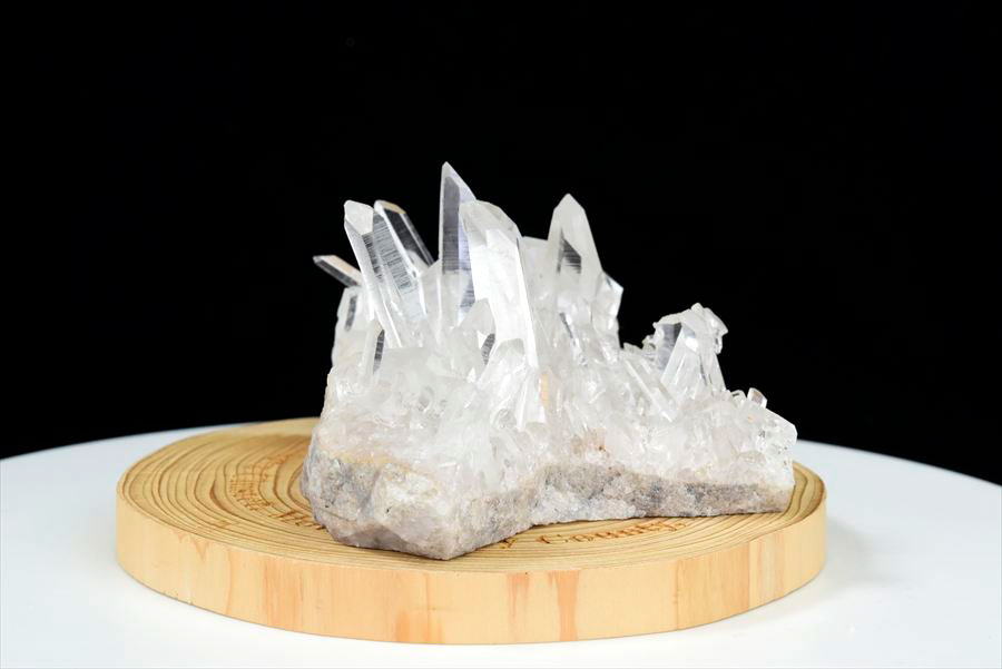 アーカンソー産　水晶クラスター　Arkansas　透明　原石　結晶　クラスター　浄化　置物　天然石　パワーストーン