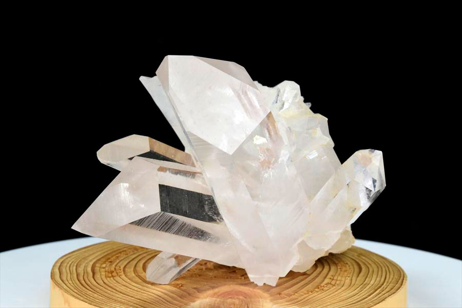 アーカンソー州産 水晶クラスター 原石｜原産地直輸入｜最も美しい水晶