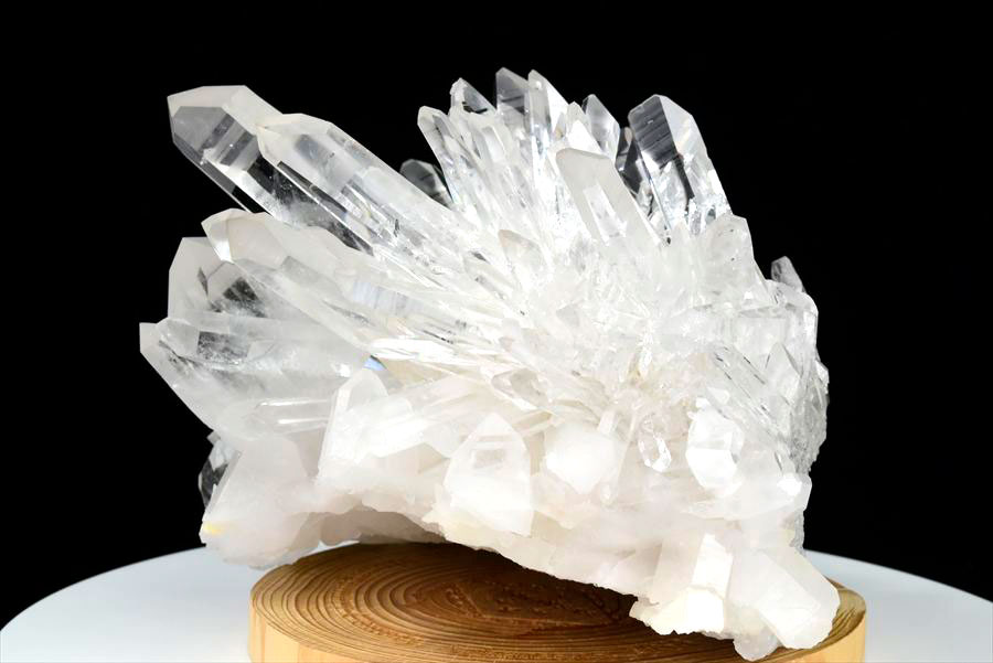 アーカンソー州産 水晶クラスター 原石｜原産地直輸入｜最も美しい水晶