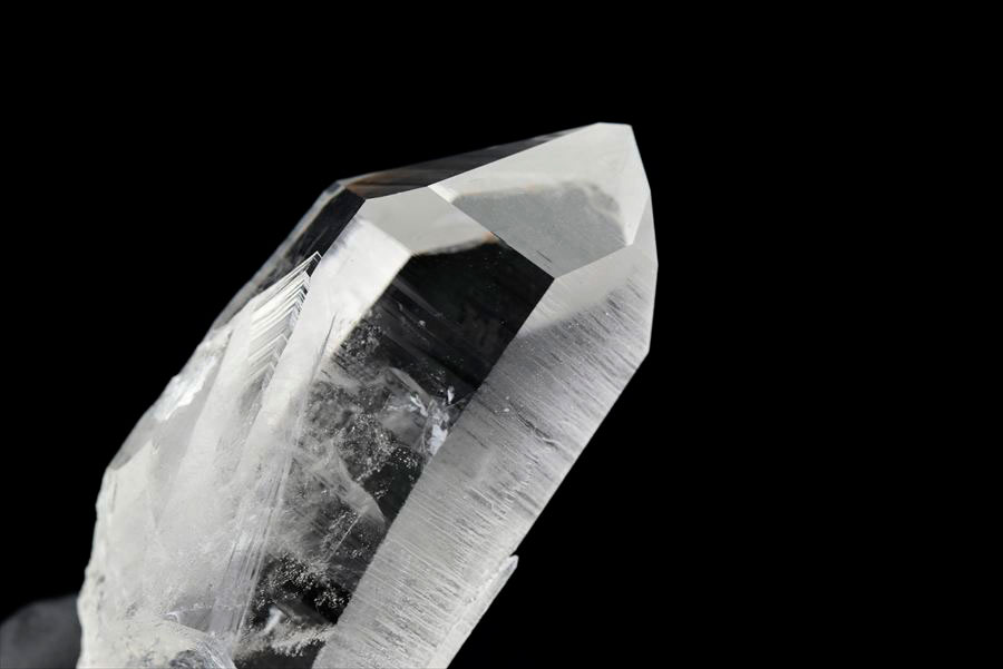 アーカンソー産　水晶ポイント　Arkansas　原石　単結晶　浄化　置物　天然石　パワーストーン