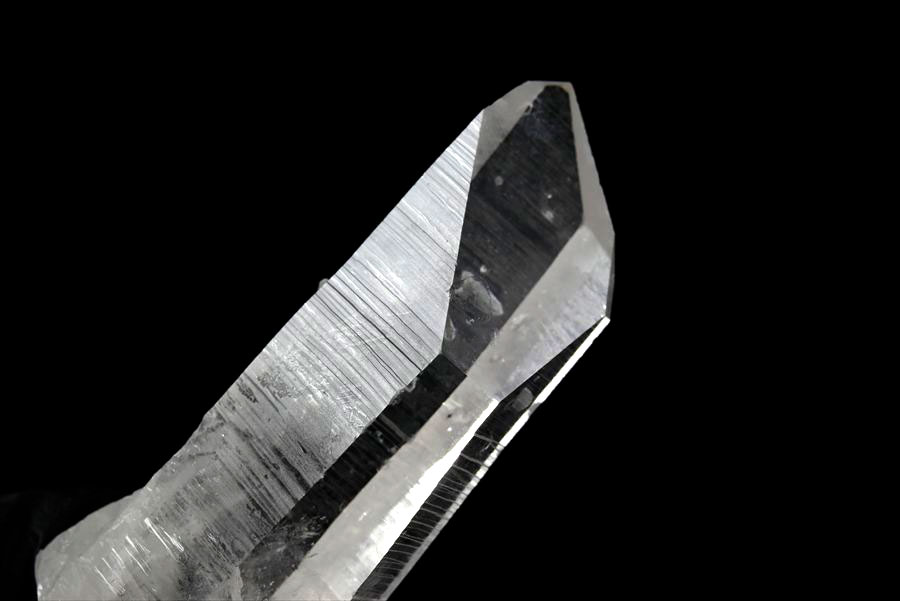 アーカンソー産　水晶ポイント　Arkansas　原石　単結晶　浄化　置物　天然石　パワーストーン