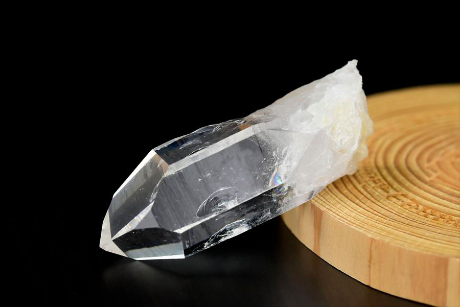 アーカンソー産　水晶ポイント　Arkansas　原石　単結晶　浄化　置物　天然石　パワーストーン