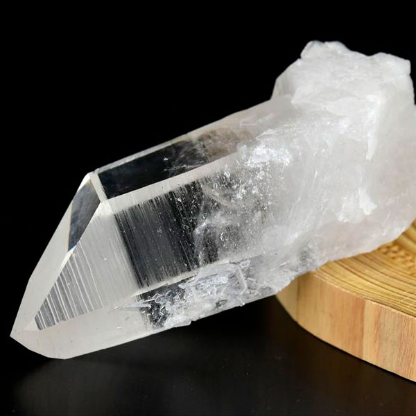 アーカンソー産　水晶ポイント　Arkansas　原石　単結晶　浄化　置物　天然石　パワーストーン