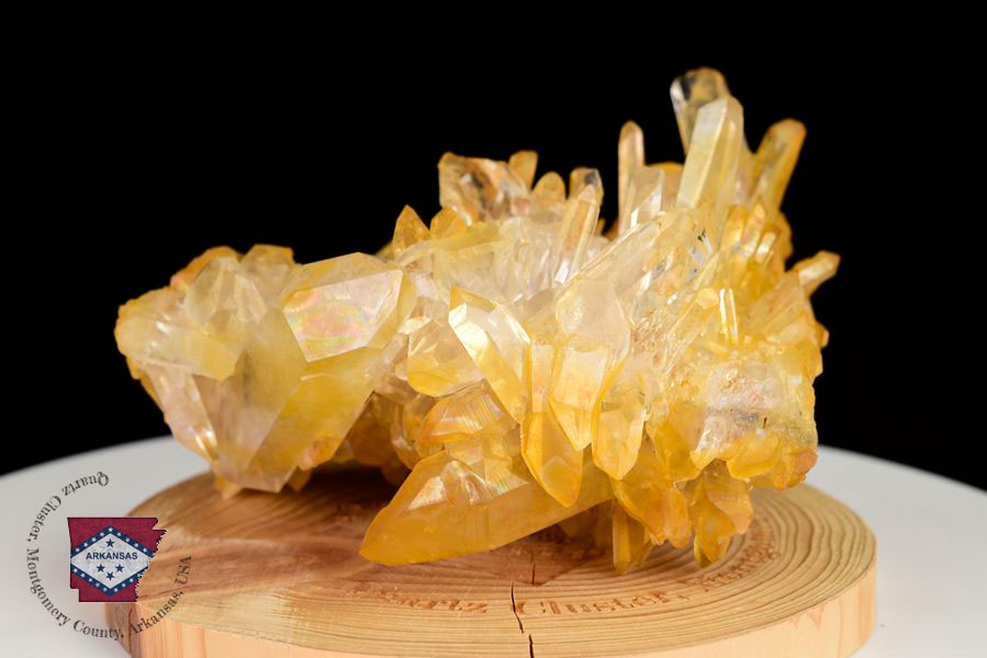 アーカンソー産　ゴールデンヒーラー　水晶クラスター　Arkansas　原石　結晶　クラスター　浄化　置物　天然石　パワーストーン