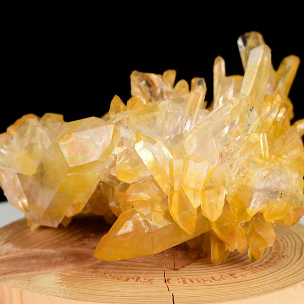 アーカンソー産　ゴールデンヒーラー　水晶クラスター　Arkansas　原石　結晶　クラスター　浄化　置物　天然石　パワーストーン