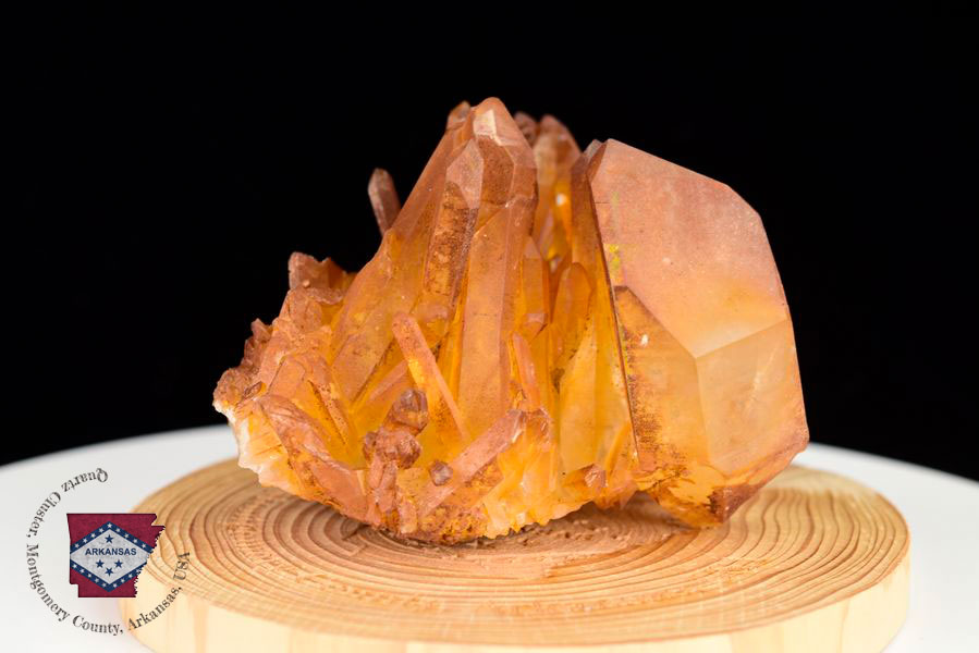 アーカンソー産　ゴールデンヒーラー　水晶クラスター　Arkansas　原石　結晶　クラスター　浄化　置物　天然石　パワーストーン