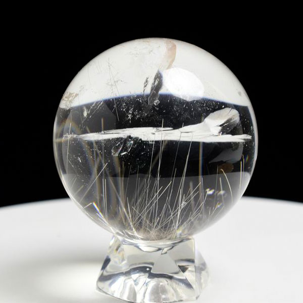 ルチルクォーツ　針水晶　シルバールチル　丸玉　虹入り　穴なし　金運　財運　スフィア　天然石　パワーストーン