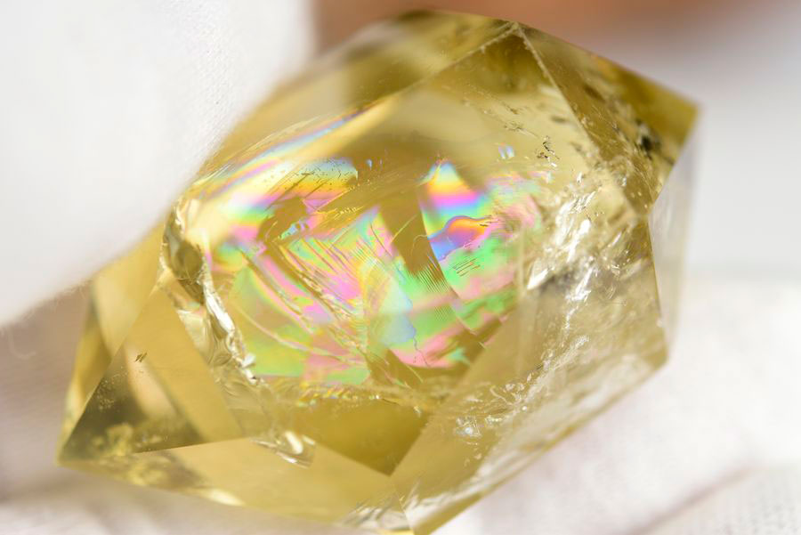 レインボーシトリン　虹入り　黄水晶　ダブルポイント　両剣　DT　天然石　パワーストーン