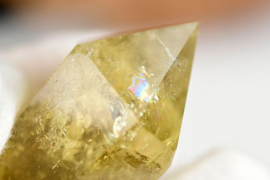 レインボーシトリン　虹入り　黄水晶　ダブルポイント　両剣　DT　天然石　パワーストーン
